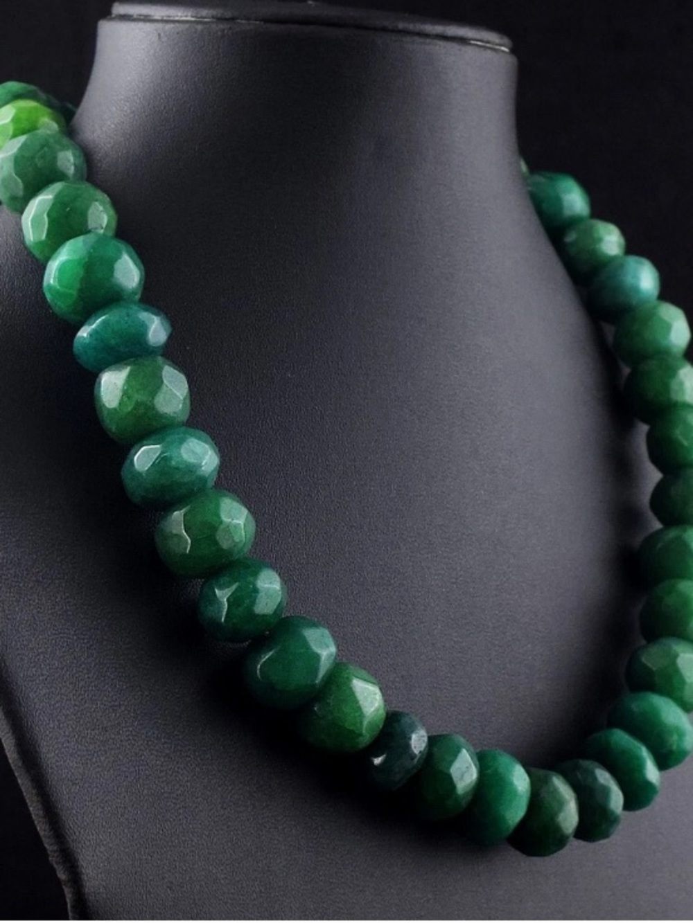 Beautiful Green Emerald Beaded Necklace